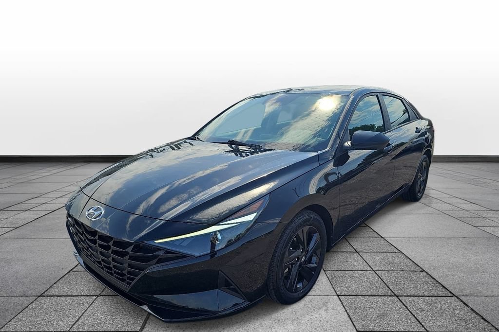 Used 2023 Hyundai Elantra SEL