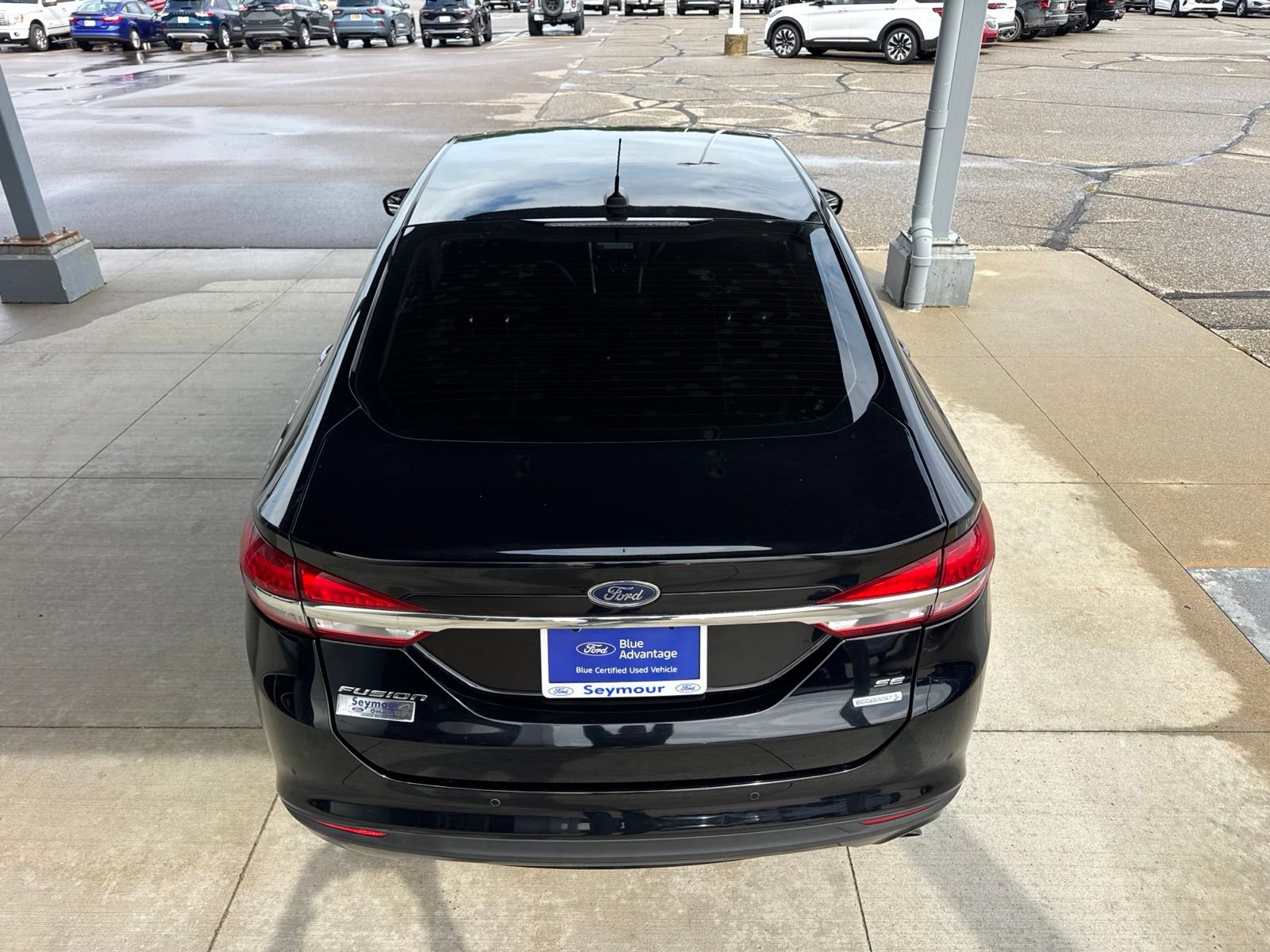 Certified 2018 Ford Fusion SE w/ Fusion SE Technology Package FWD image 7
