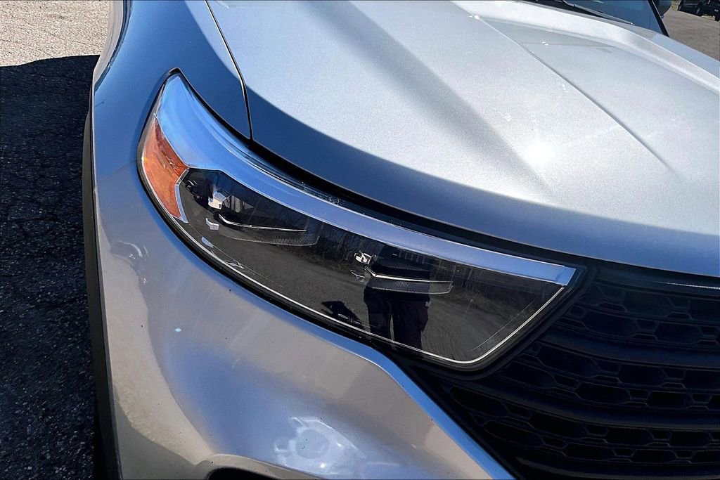 Certified 2022 Ford Explorer Base image 29