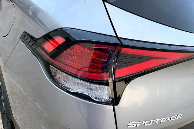 Used 2023 Kia Sportage LX image 27