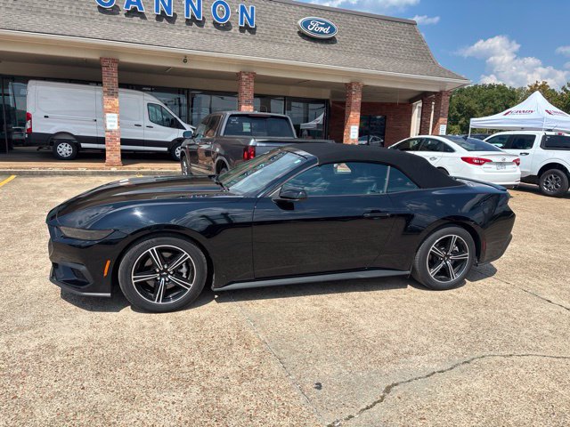 Certified 2025 Ford Mustang Premium RWD image 1