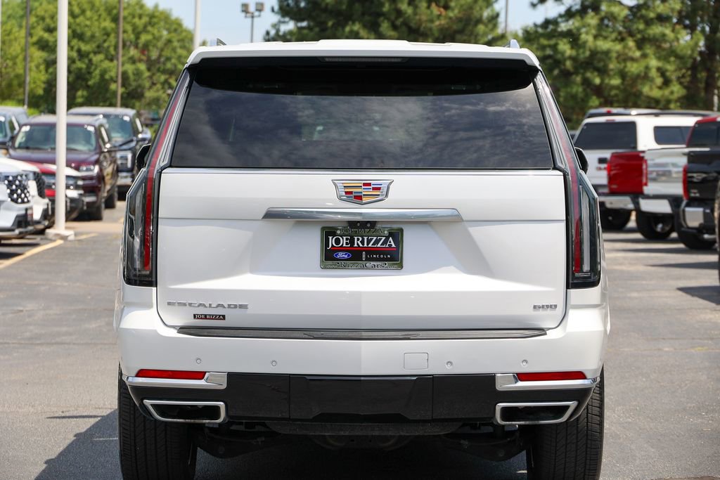 Used 2025 Cadillac Escalade Premium Luxury Platinum AWD/4WD image 28