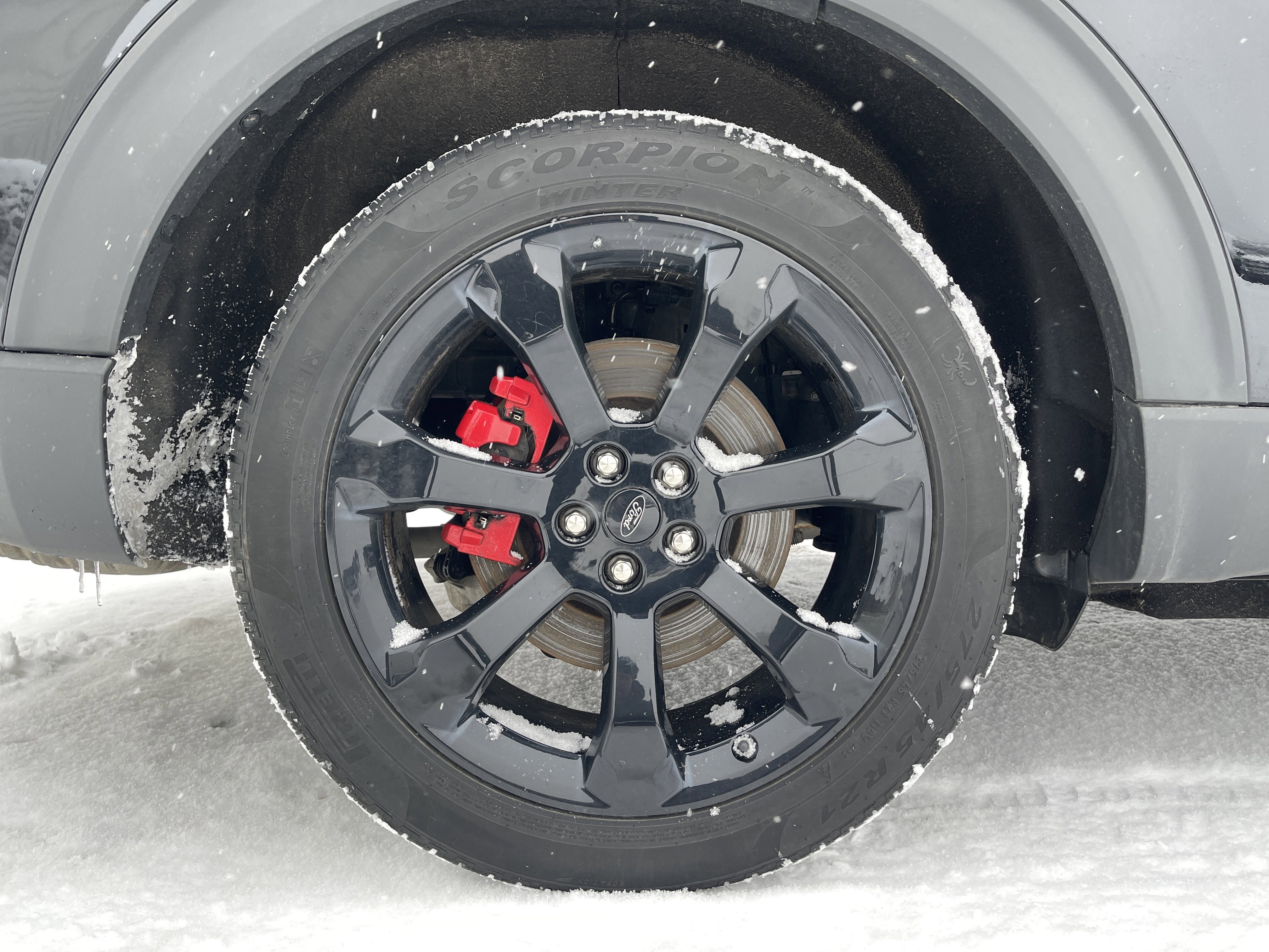 Certified 2021 Ford Explorer ST w/ Equipment Group 401A image 23