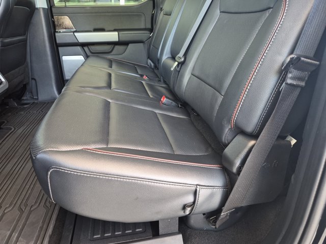Certified 2024 Ford F250 Lariat w/ Lariat Ultimate Package AWD/4WD image 31