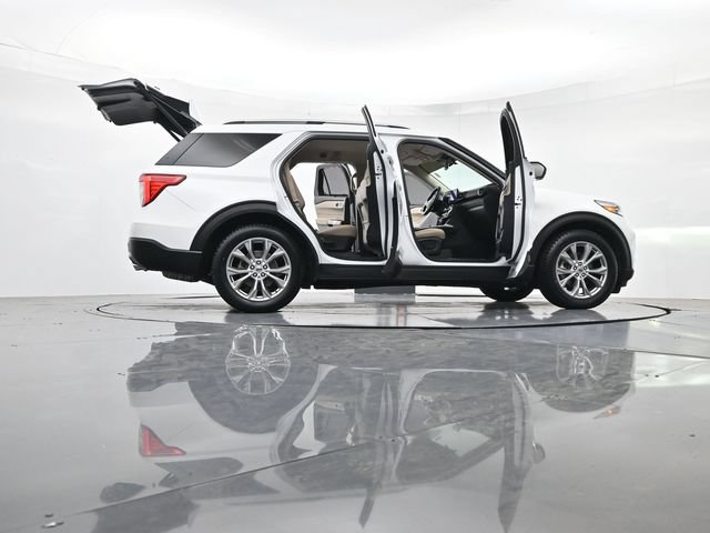 Certified 2022 Ford Explorer Limited w/ Equipment Group 301A RWD image 56