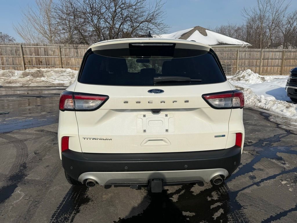 Certified 2020 Ford Escape Titanium image 4
