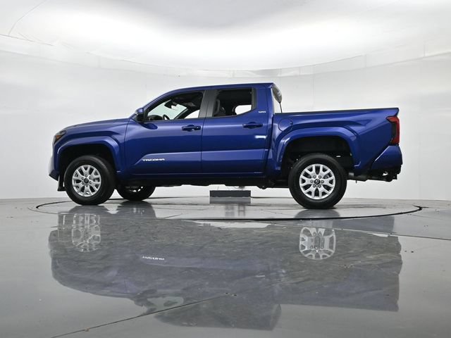 Used 2025 Toyota Tacoma SR5 RWD image 37