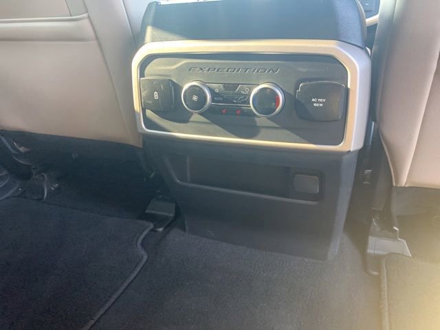 Certified 2024 Ford Expedition Max Limited AWD/4WD image 16