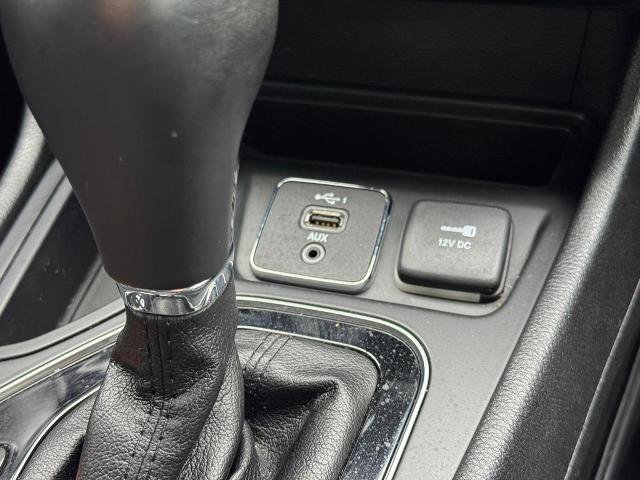 Used 2020 Jeep Cherokee Latitude Plus FWD image 15