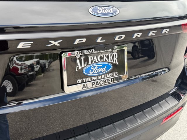 Certified 2025 Ford Explorer Active RWD image 19