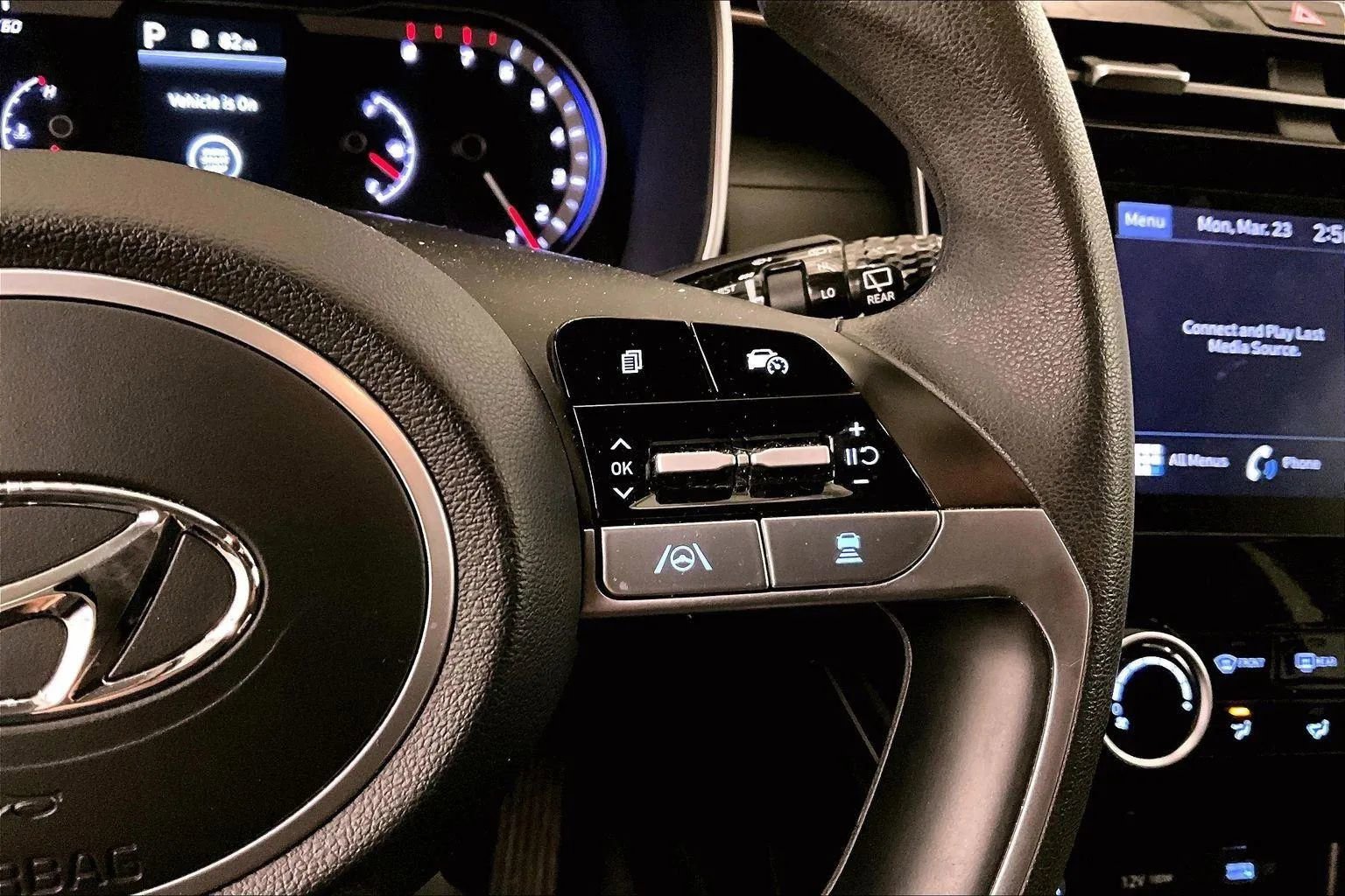 Used 2022 Hyundai Tucson SEL w/ Cargo Package image 18