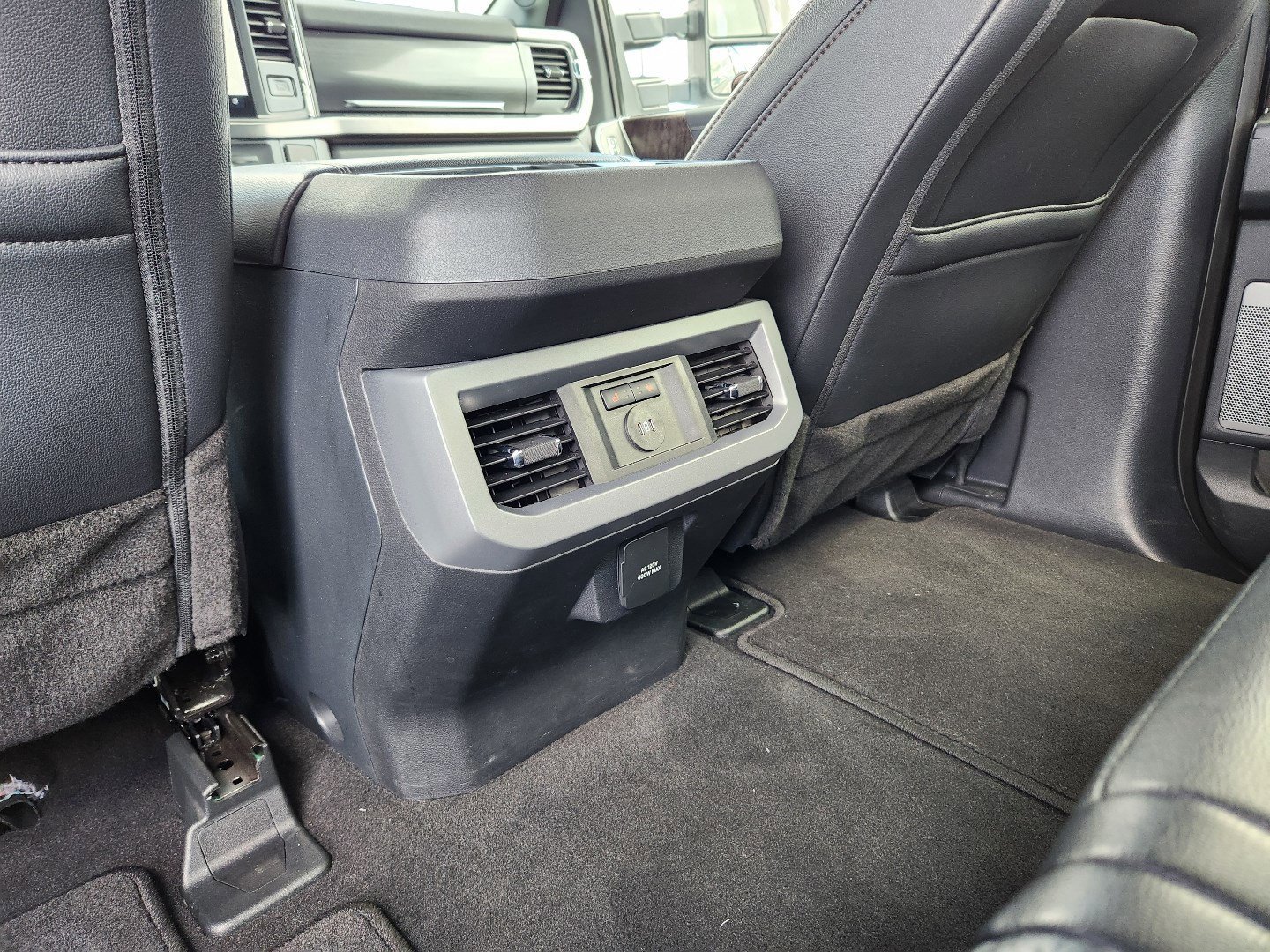 Certified 2025 Ford F250 Lariat image 17