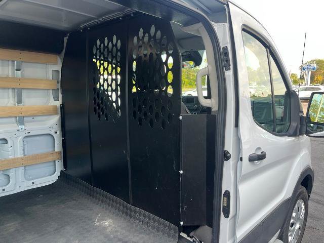 Certified 2025 Ford Transit 250 Low Roof w/ Exterior Upgrade Package RWD image 15