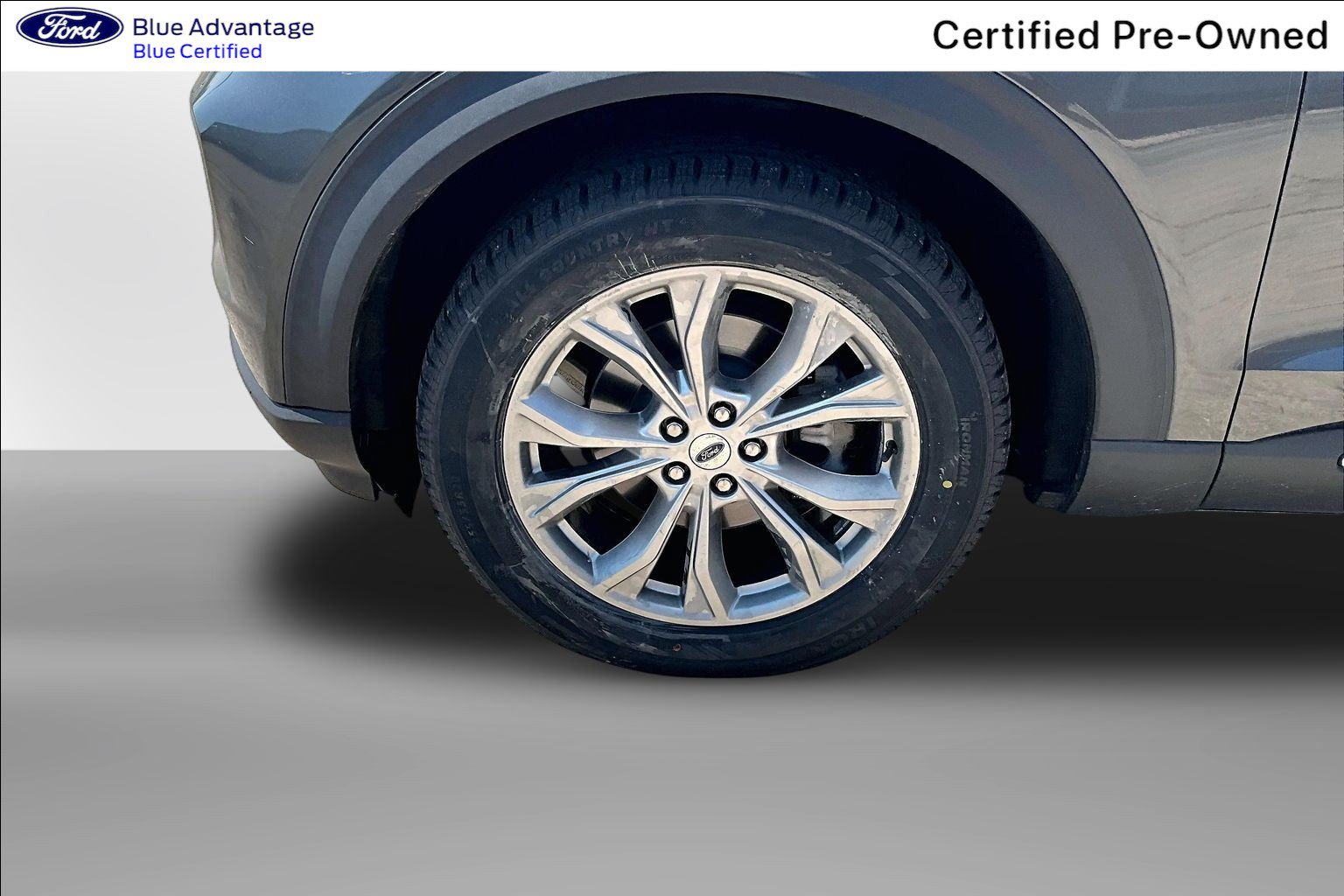 Certified 2020 Ford Explorer XLT w/ Equipment Group 202A AWD/4WD image 3