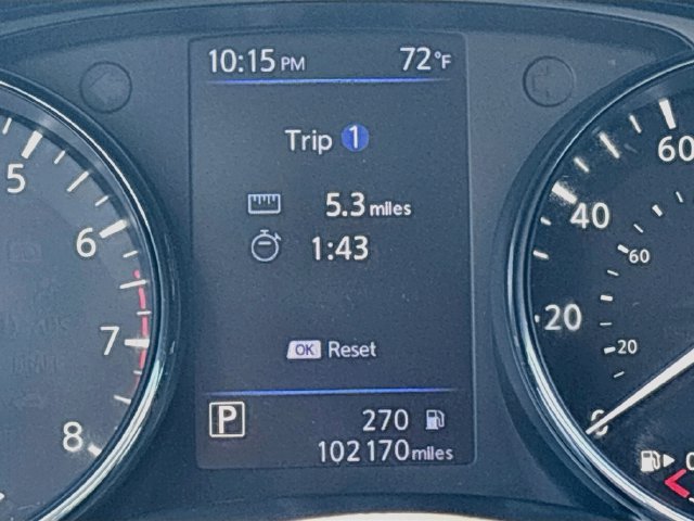 Used 2018 Nissan Rogue SV FWD image 12