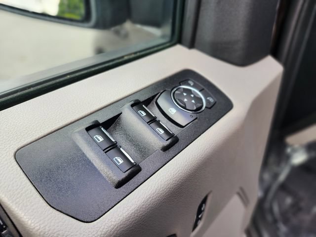 Certified 2018 Ford F150 XLT AWD/4WD image 17