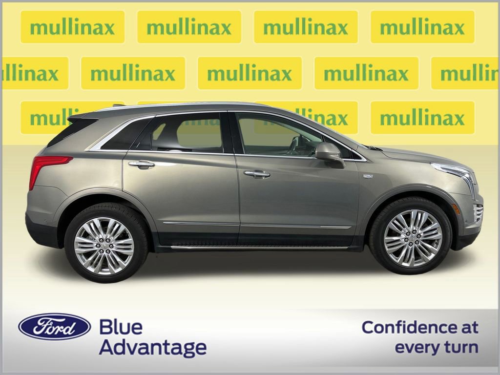 Used 2019 Cadillac XT5 Premium Luxury w/ Driver Assist Package image 6