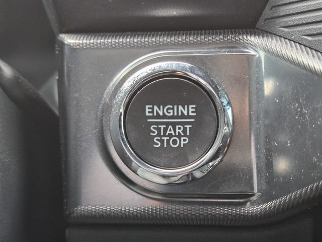 Certified 2025 Ford F150 Platinum w/ Equipment Group 702A High AWD/4WD image 20