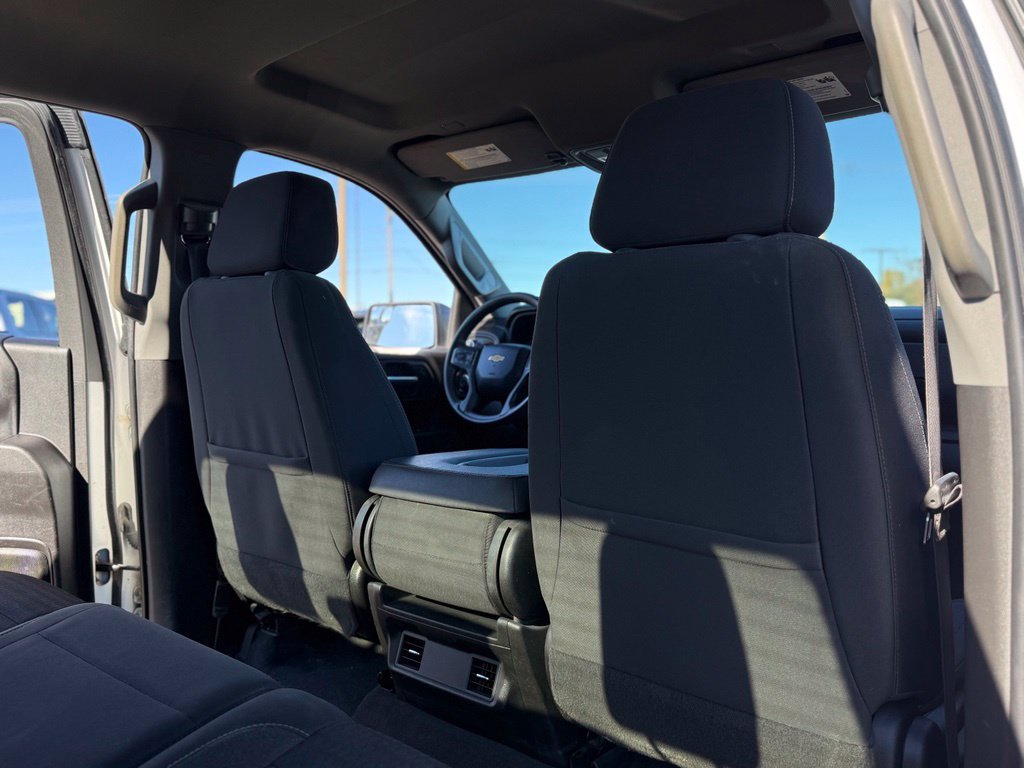 Used 2023 Chevrolet Silverado 1500 Custom AWD/4WD image 14