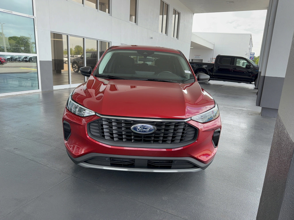 Certified 2025 Ford Escape Active w/ Tech Pack #1 image 6