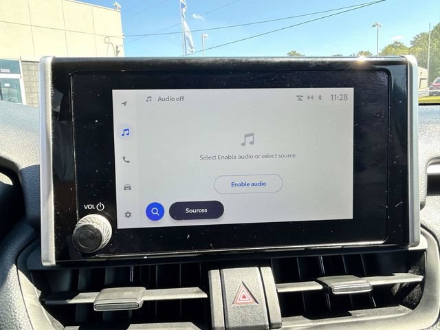 Used 2025 Toyota RAV4 XLE FWD image 17