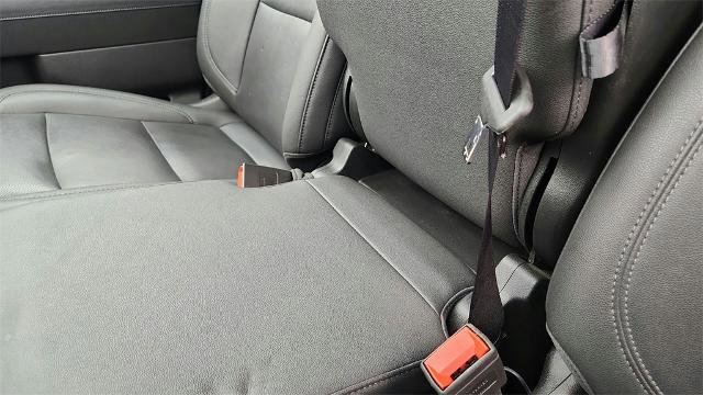 Used 2024 GMC Sierra 1500 SLT image 15