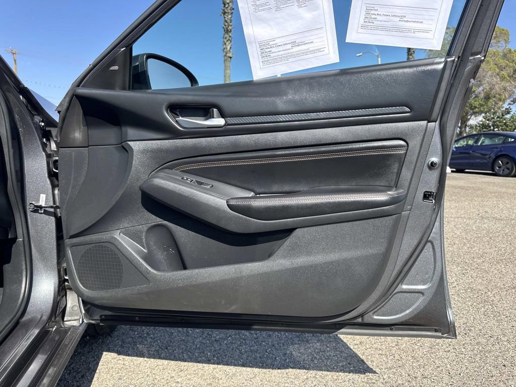 Used 2021 Nissan Altima 2.5 SR image 28