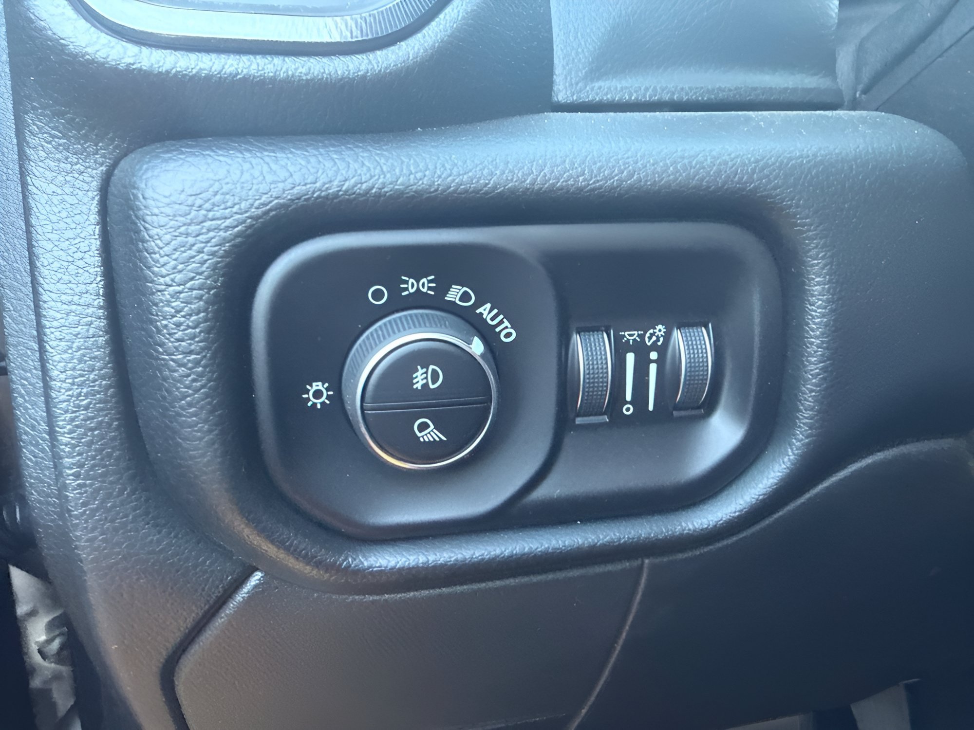 Used 2019 RAM 2500 Power Wagon AWD/4WD image 17