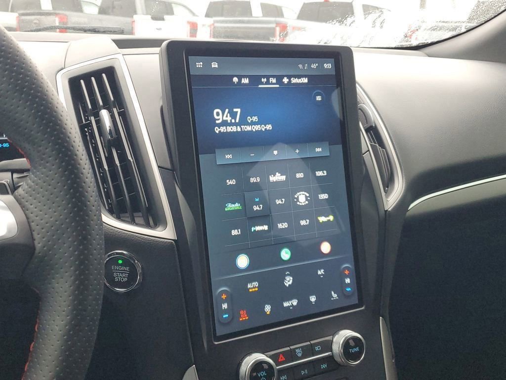 Certified 2023 Ford Edge ST-Line w/ Class II Trailer Tow Package image 25