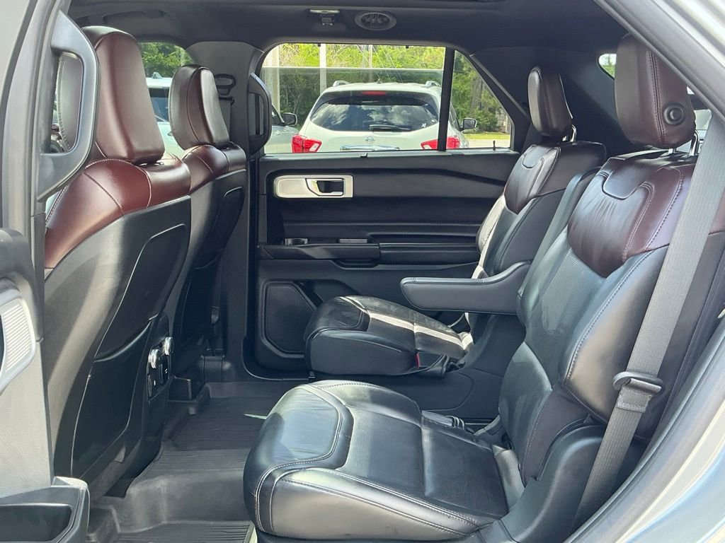 Certified 2020 Ford Explorer Platinum w/ Premium Technology Package AWD/4WD image 27