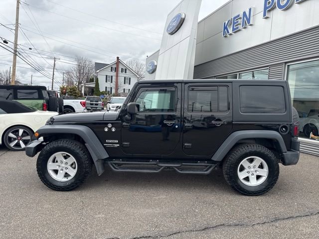 Used 2018 Jeep Wrangler Unlimited Sport S AWD/4WD image 9
