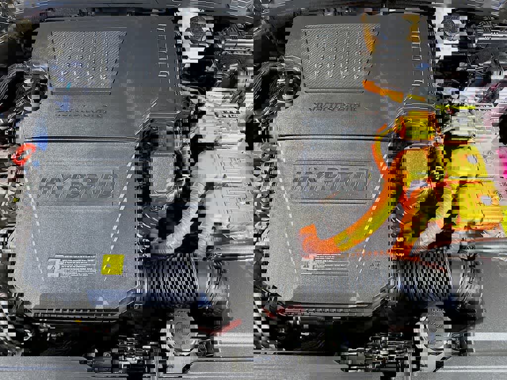 Used 2024 Kia Niro EX Touring image 12