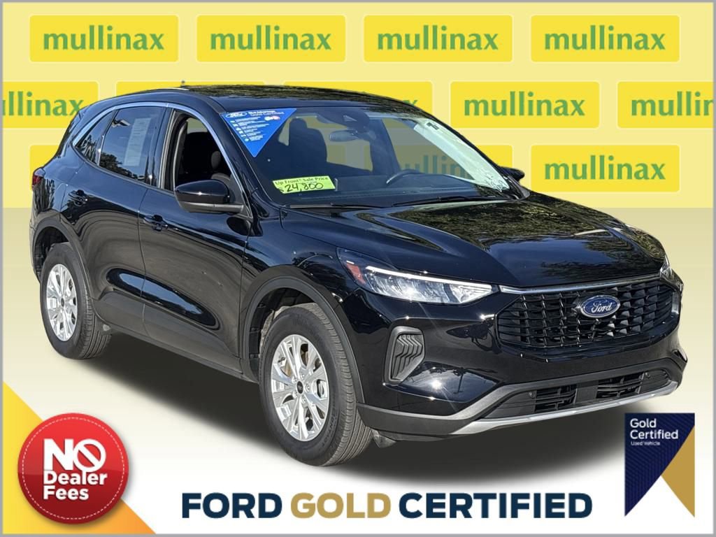 Certified 2023 Ford Escape Active w/ Tech Pack #2 image 1