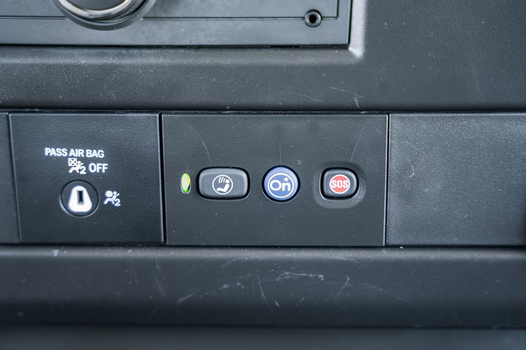 Used 2023 GMC Savana 2500 image 28