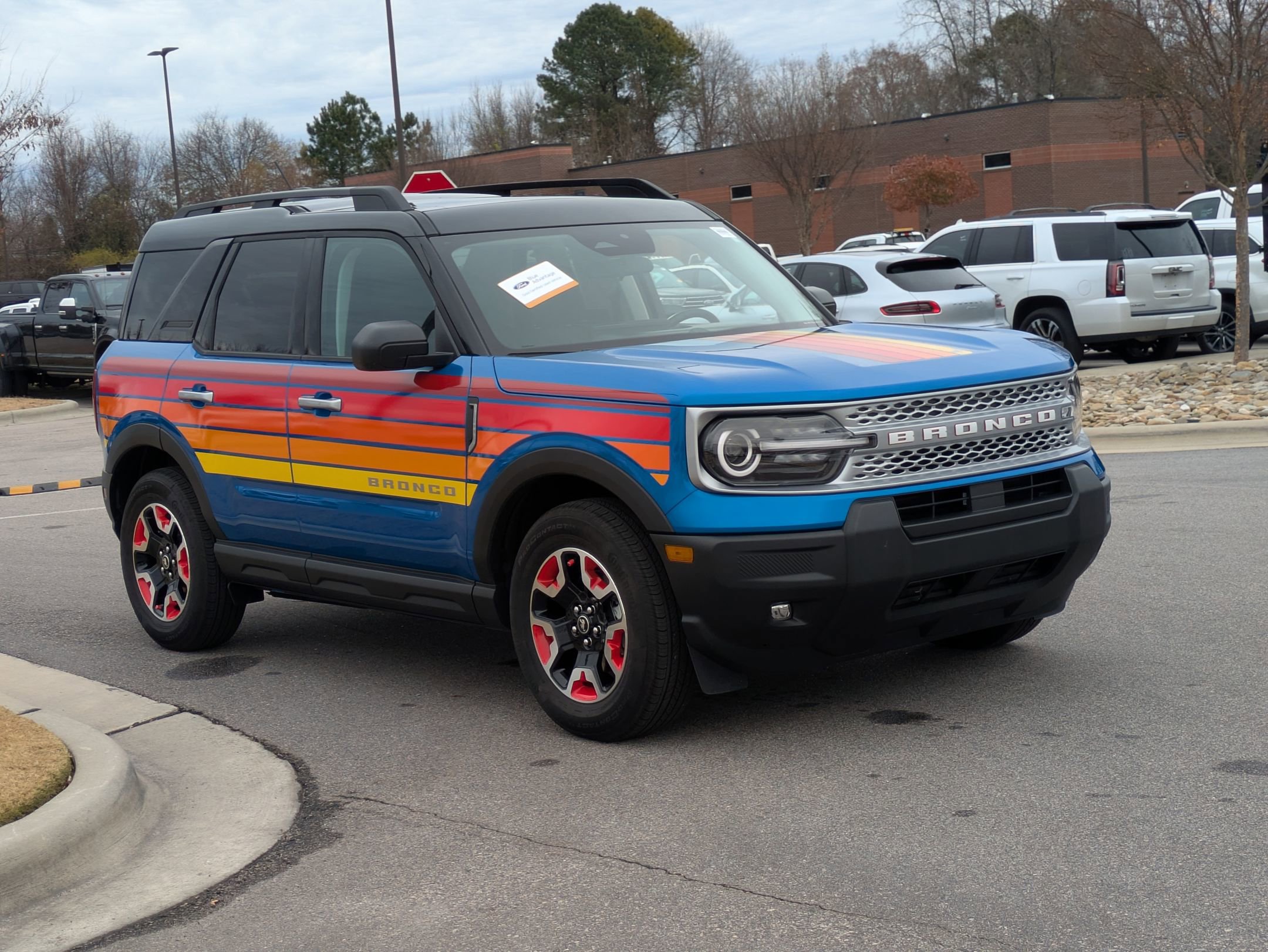 Certified 2025 Ford Bronco Sport Free Wheeling w/ Convenience Package image 1