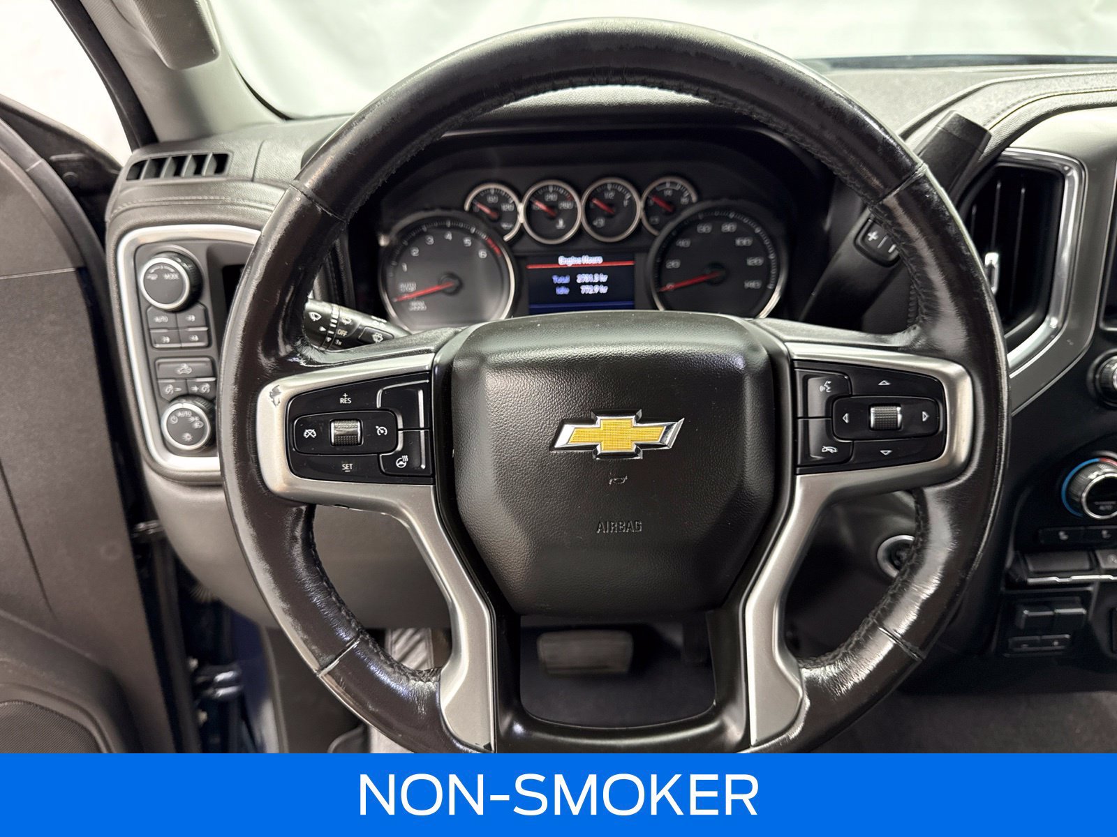 Used 2020 Chevrolet Silverado 1500 LT w/ All-Star Edition AWD/4WD image 17