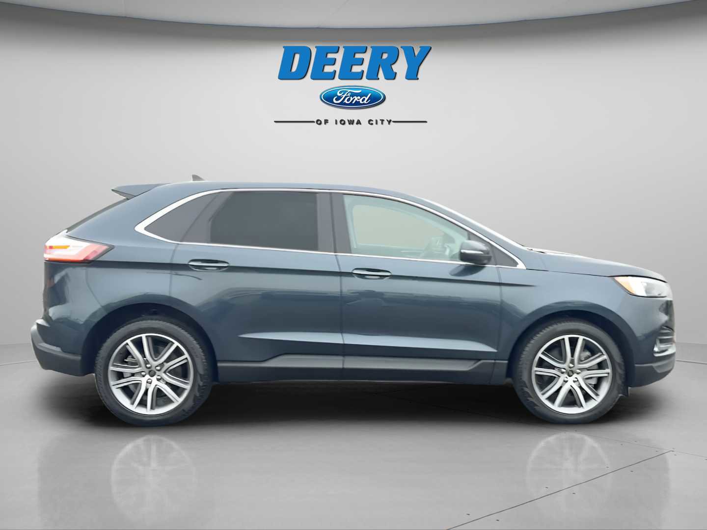 Certified 2024 Ford Edge Titanium image 7