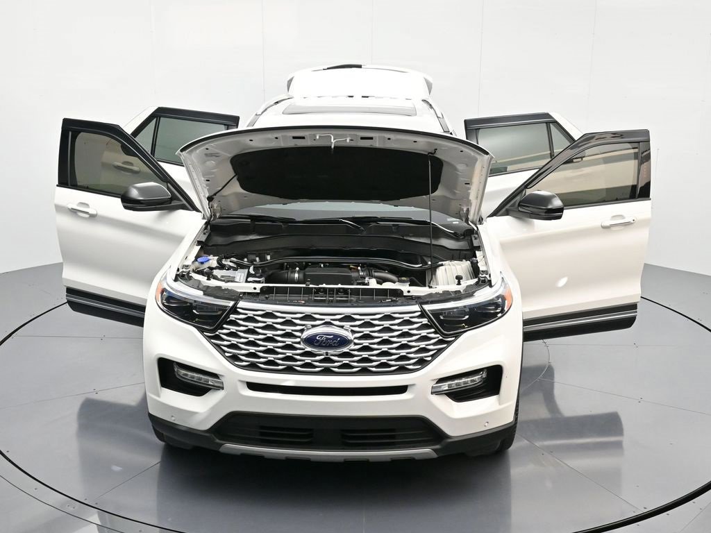 Certified 2023 Ford Explorer Platinum w/ Technology Package image 46
