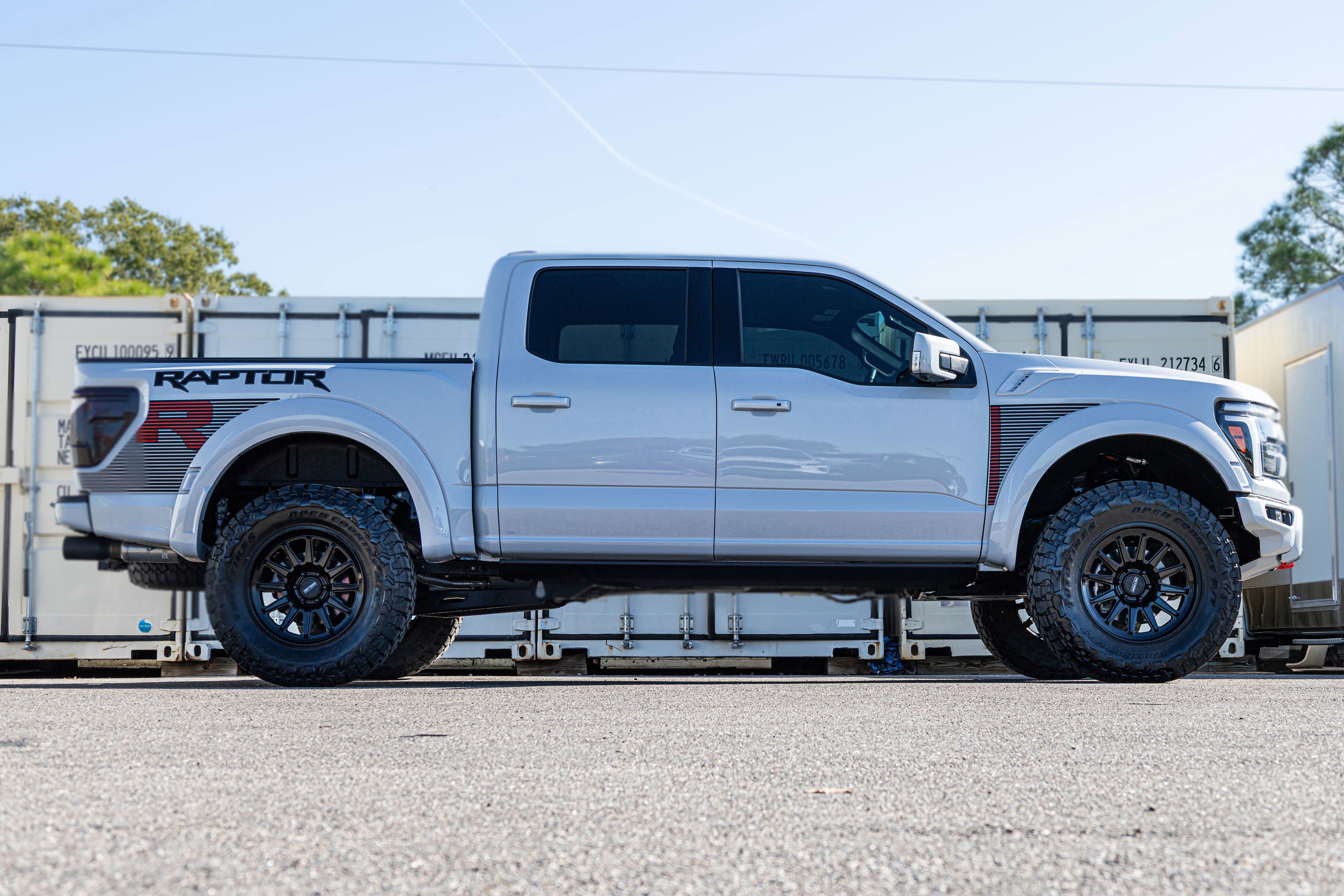 Certified 2025 Ford F150 Raptor w/ Equipment Group 803A Raptor R image 7