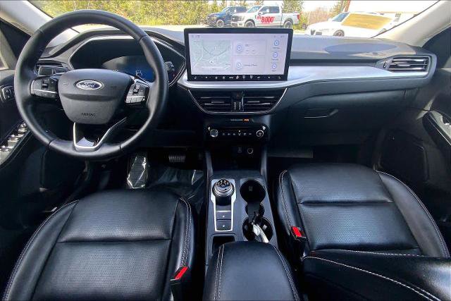 Certified 2023 Ford Escape Platinum AWD/4WD image 16