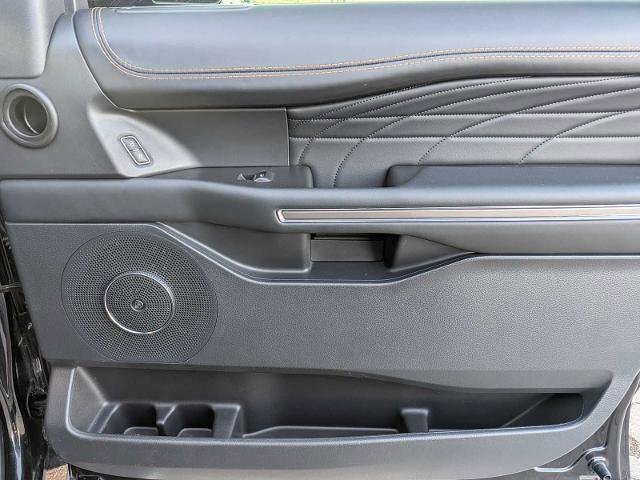 Certified 2023 Ford Expedition Platinum AWD/4WD image 21