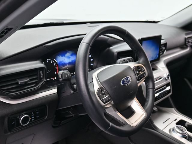 Certified 2023 Ford Explorer XLT image 15