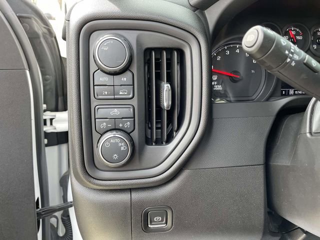 Used 2024 Chevrolet Silverado 1500 Custom image 21