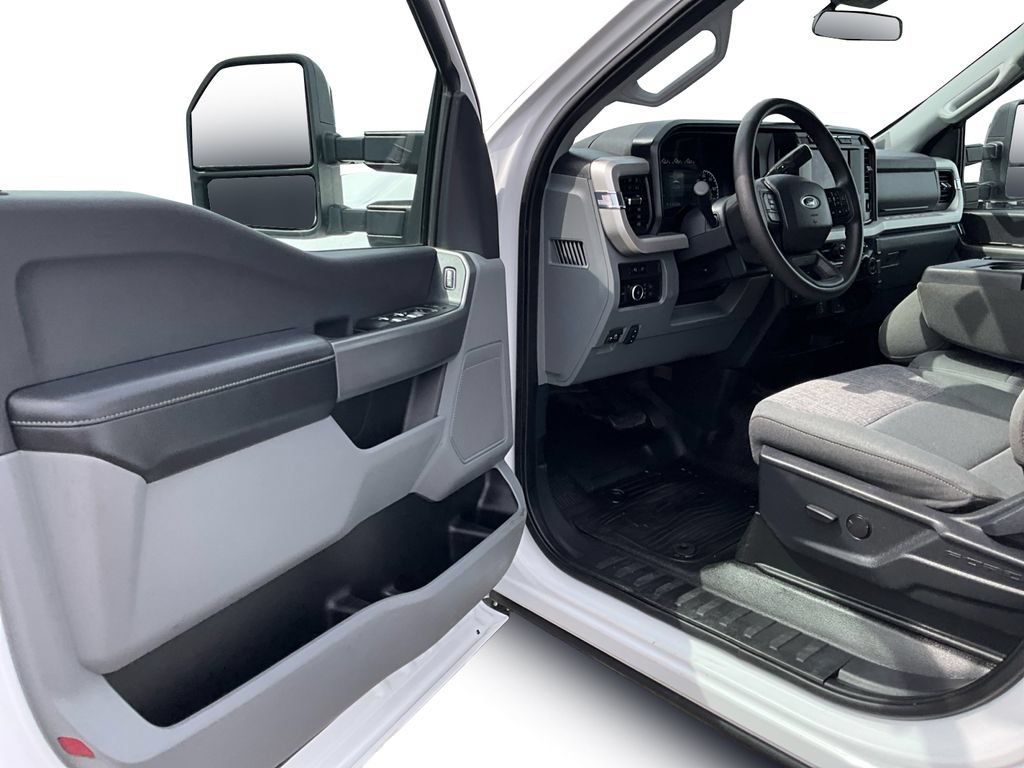Certified 2024 Ford F350 XLT w/ FX4 Off-Road Package AWD/4WD image 14