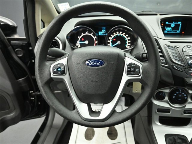 Certified 2017 Ford Fiesta SE image 31