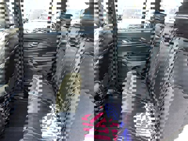 Used 2024 Jeep Grand Cherokee Altitude image 18