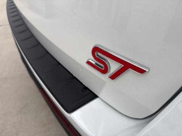 Certified 2023 Ford Explorer ST w/ Equipment Group 401A image 18