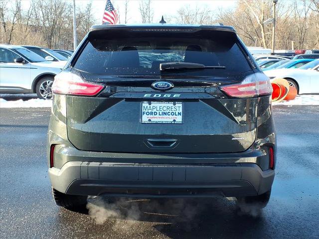Certified 2024 Ford Edge SE image 18