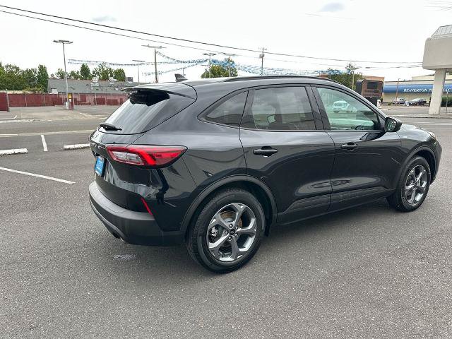 Certified 2025 Ford Escape ST-Line FWD image 7