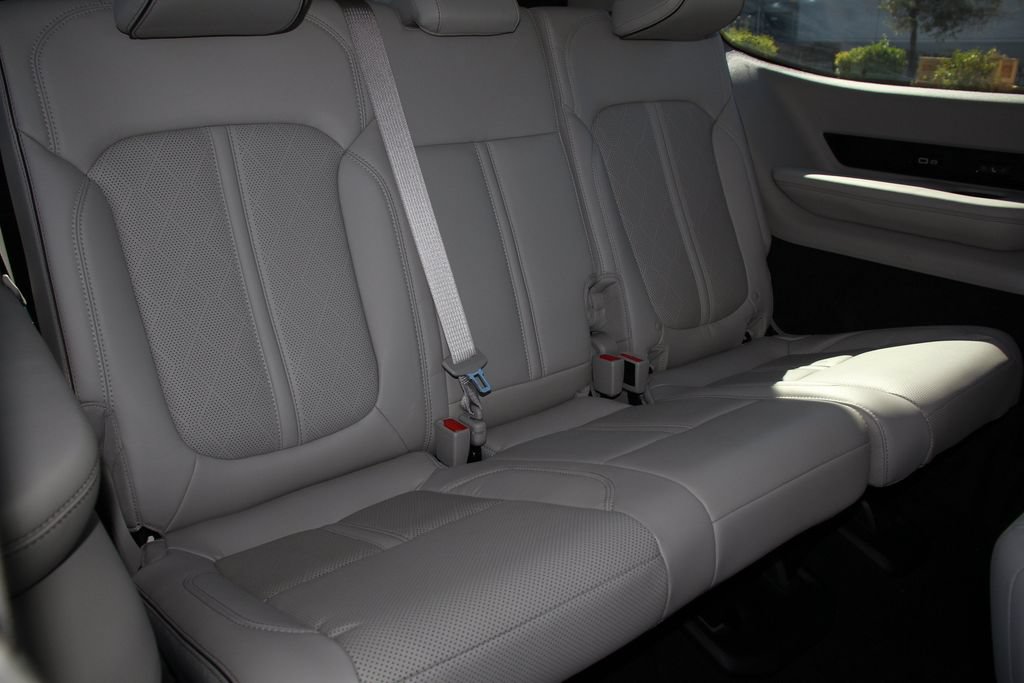 Used 2022 Jeep Grand Wagoneer Series II w/ Convenience Group III AWD/4WD image 26